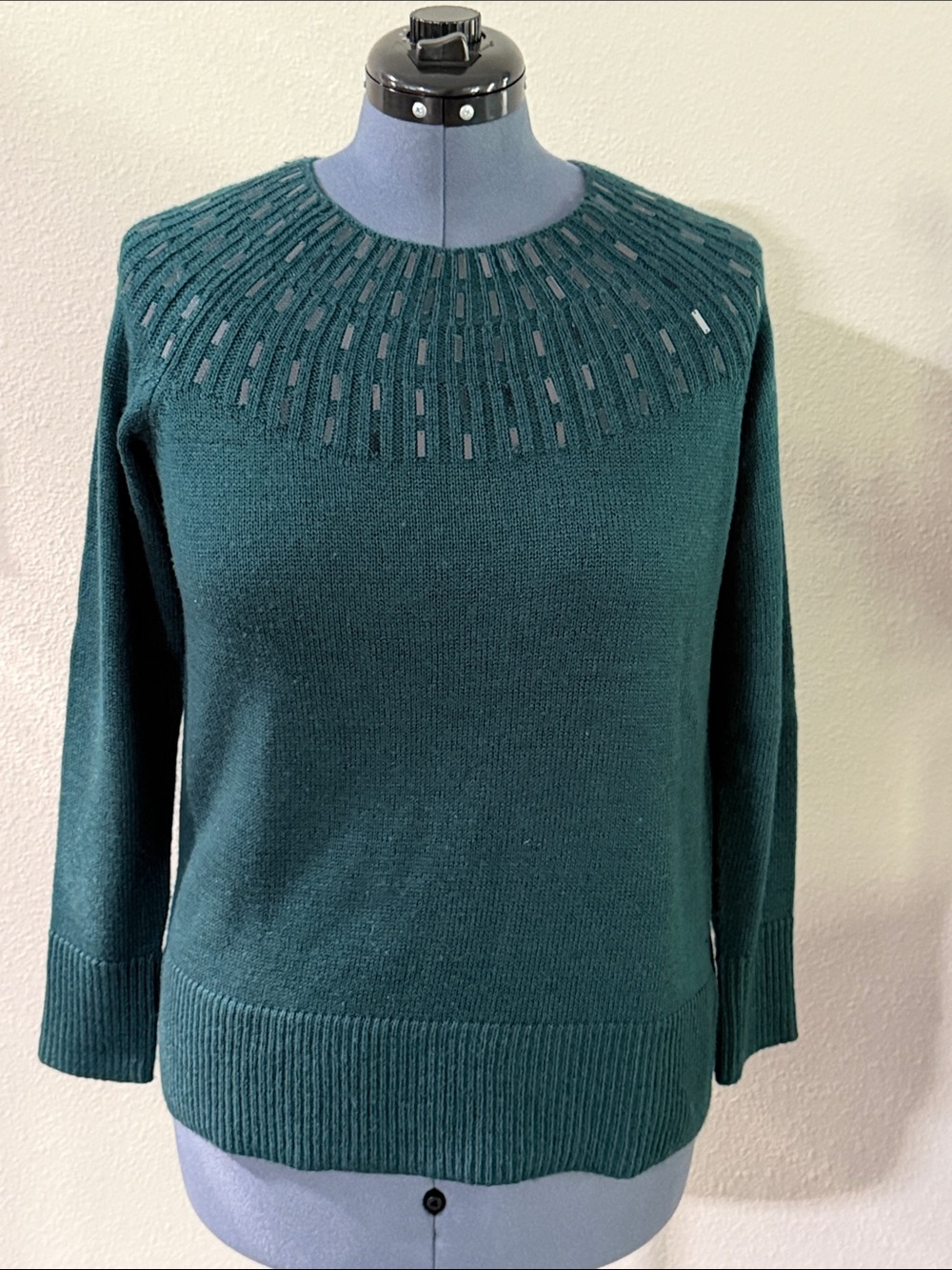 Apt. 9 Forest Green Crewneck Sweater with Textured Yoke